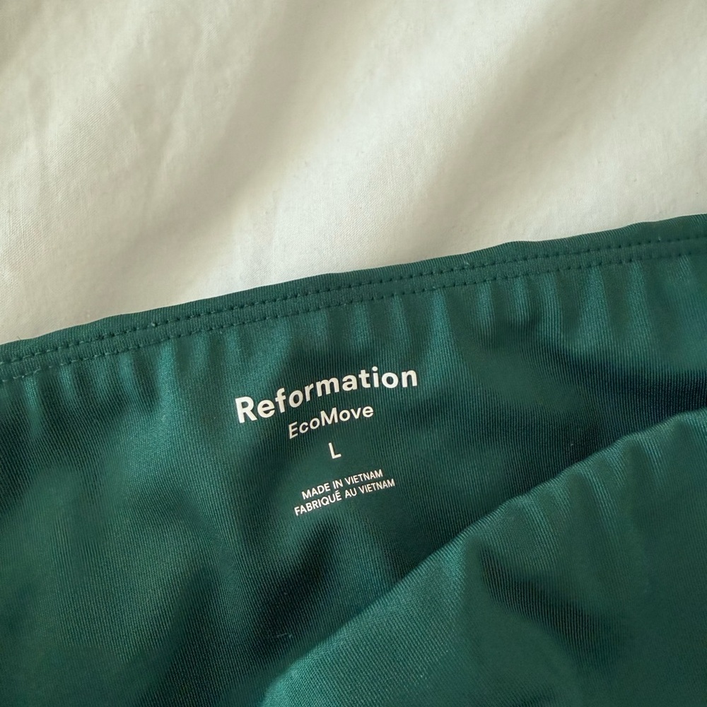 Reformation EcoMove Leggings in Forest Green